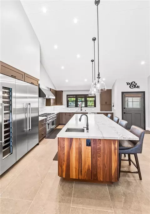 Kitchen - 7920 E Tarma St, Long Beach, CA 90808 photo 12 of 14