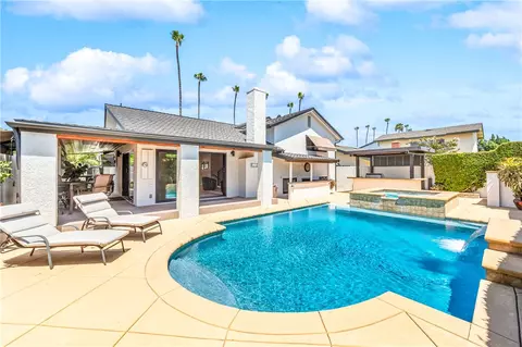 Exterior - 7920 E Tarma St, Long Beach, CA 90808 photo 7 of 8