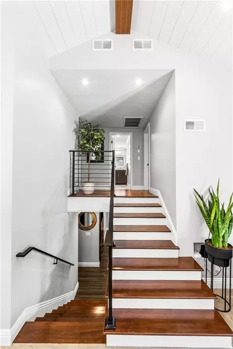Entry Way - 7920 E Tarma St, Long Beach, CA 90808 photo 4 of 4