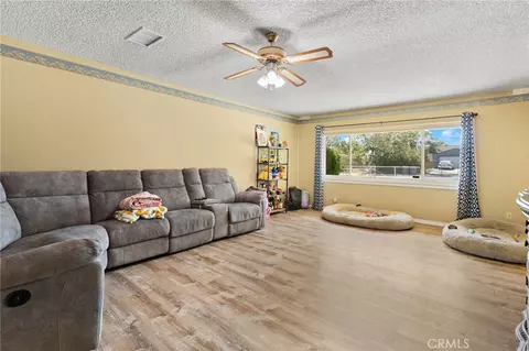 Living - 15158 Willow, Hesperia, CA 92345 photo 1 of 2