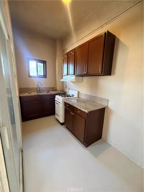 Kitchen - 48923 Taos, Cabazon, CA 92230 photo 2 of 2