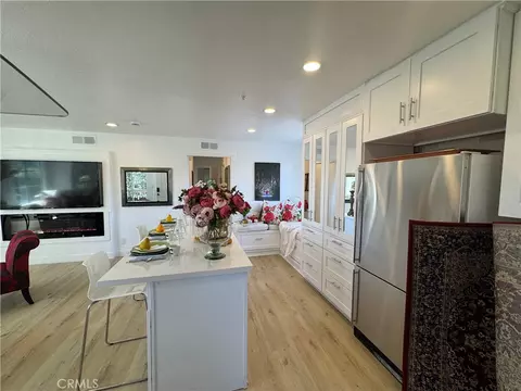 Kitchen - 8514 E Baker Hill Rd #B, Orange, CA 92869 photo 11 of 11