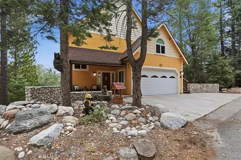 Exterior - 649 Sutter, Lake Arrowhead, CA 92352 photo 2 of 7