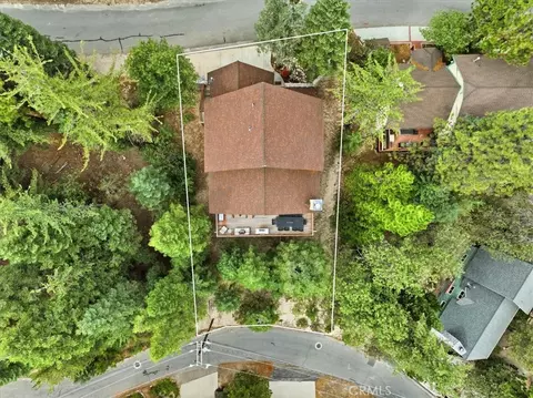 View/Area - 649 Sutter, Lake Arrowhead, CA 92352 photo 2 of 2