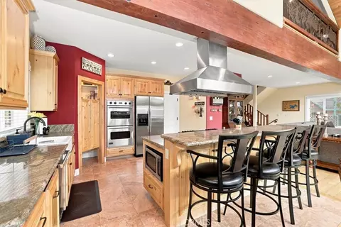 Kitchen - 649 Sutter, Lake Arrowhead, CA 92352 photo 1 of 3