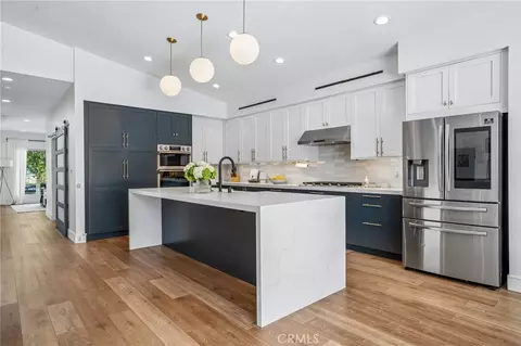Kitchen - 6840 E 10th St, Long Beach, CA 90815 photo 3 of 4