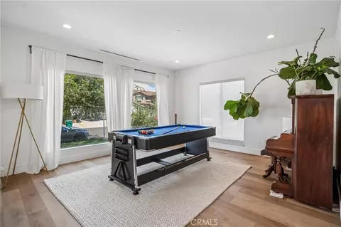 Other - 6840 E 10th St, Long Beach, CA 90815 photo 2 of 9