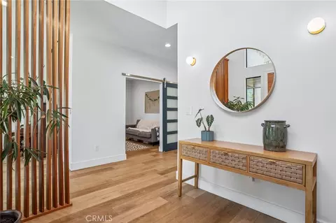 Entry Way - 6840 E 10th St, Long Beach, CA 90815 photo 1 of 4