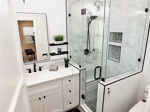 Bath - 5147 E Harco, Long Beach, CA 90808 photo 4 of 4