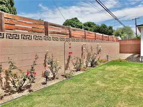 Exterior - 5147 E Harco, Long Beach, CA 90808 photo 11 of 13