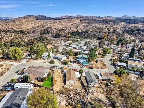 View/Area - 17125 Cajon Dr, Perris, CA 92570 photo 2 of 6