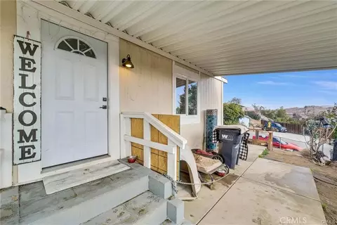 Exterior - 17125 Cajon Dr, Perris, CA 92570 photo 2 of 3