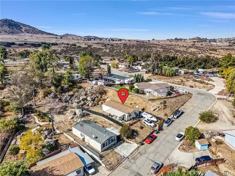 View/Area - 17125 Cajon Dr, Perris, CA 92570 photo 5 of 6