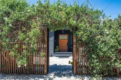 Exterior - 523 Olive, Long Beach, CA 90802 photo 8 of 19