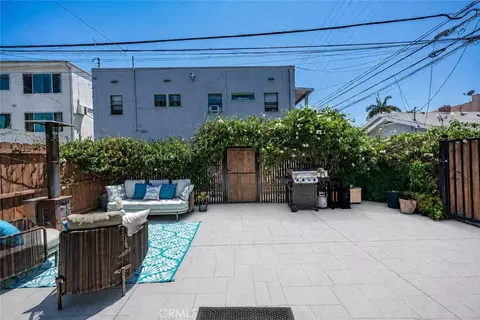 Exterior - 523 Olive, Long Beach, CA 90802 photo 16 of 19