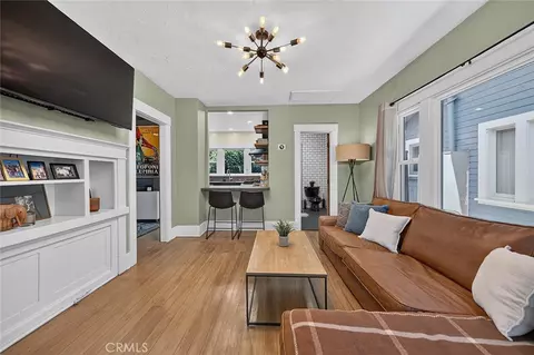 Living - 523 Olive, Long Beach, CA 90802 photo 3 of 3