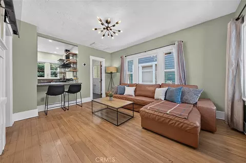 Living - 523 Olive, Long Beach, CA 90802 photo 2 of 3