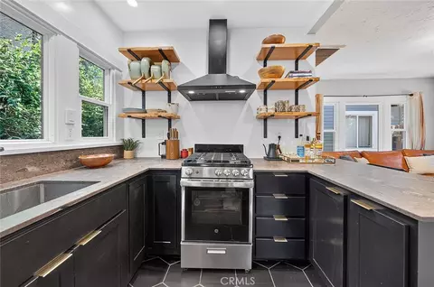 Kitchen - 523 Olive, Long Beach, CA 90802 photo 2 of 3