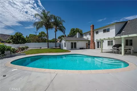 Exterior - 5444 Peacock Ln, Riverside, CA 92505 photo 5 of 8