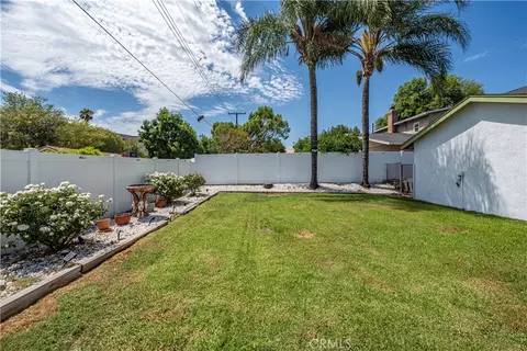 Exterior - 5444 Peacock Ln, Riverside, CA 92505 photo 4 of 8