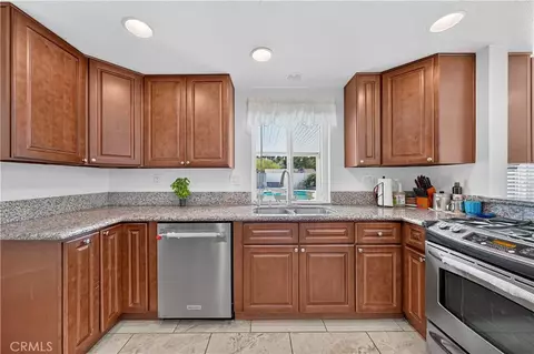 Kitchen - 5444 Peacock Ln, Riverside, CA 92505 photo 3 of 5