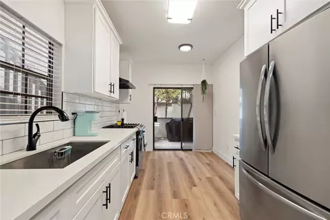 2504 W Macarthur Blvd #I, Santa Ana, CA 92704