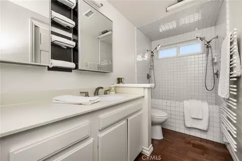 Bath - 489 S Wrightwood St, Orange, CA 92869 photo 2 of 4