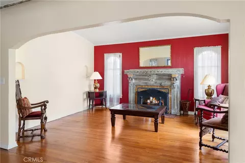 Living - 3729 Olive, Long Beach, CA 90807 photo 1 of 3