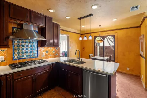 Kitchen - 3729 Olive, Long Beach, CA 90807 photo 3 of 4