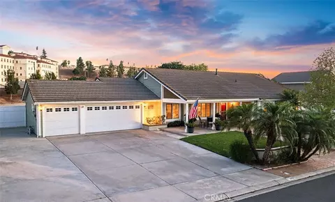 2490 Broken Lance, Norco, CA 92860