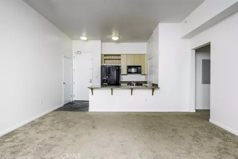 Living - 388 E Ocean Blvd #1401, Long Beach, CA 90802 photo 1 of 4