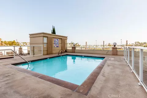 Exterior - 388 E Ocean Blvd #1401, Long Beach, CA 90802 photo 3 of 3