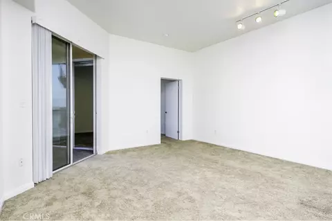 Living - 388 E Ocean Blvd #1401, Long Beach, CA 90802 photo 4 of 4