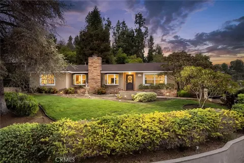 8470 Via Sierra Ramal Ave, Whittier, CA 90605