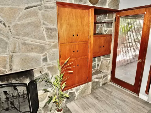 Entry Way - 13912 S Parmelee, Compton, CA 90222 photo 2 of 2