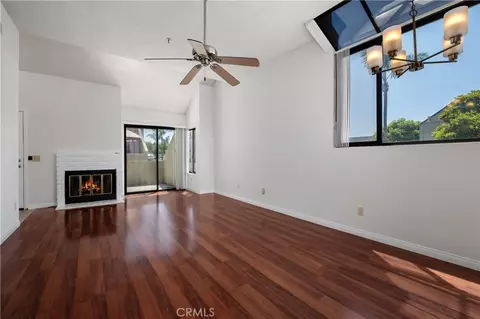 17652 Sergio Cir #202, Huntington Beach, CA 92647
