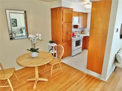 Dining - 1724 E 1st St #9, Long Beach, CA 90802 photo 2 of 3