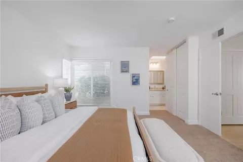 Bedroom - 2 Keel Ct, Long Beach, CA 90803 photo 2 of 7
