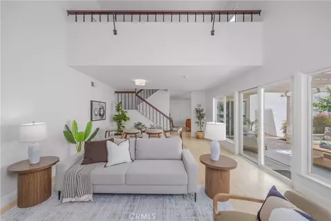 Living - 2 Keel Ct, Long Beach, CA 90803 photo 1 of 4