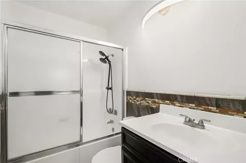 Bath - 313 S Belmont Ln, Placentia, CA 92870 photo 3 of 3