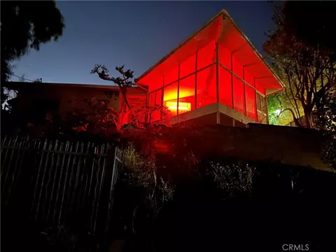 5177 Llano Dr, Woodland Hills, CA 91364