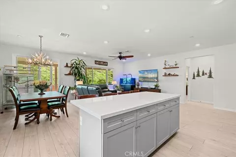 Entry Way - 7618 Baerss, Riverside, CA 92507 photo 1 of 1