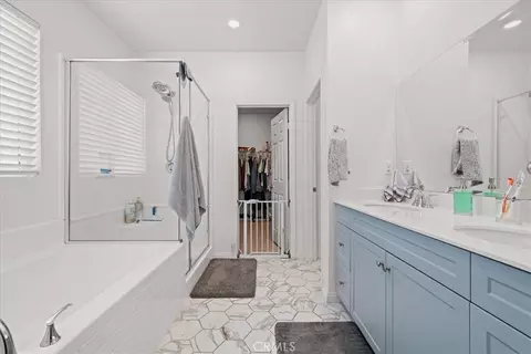 Bath - 7618 Baerss, Riverside, CA 92507 photo 1 of 6