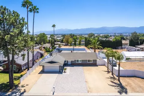 View/Area - 2090 Paddock, Norco, CA 92860 photo 2 of 4