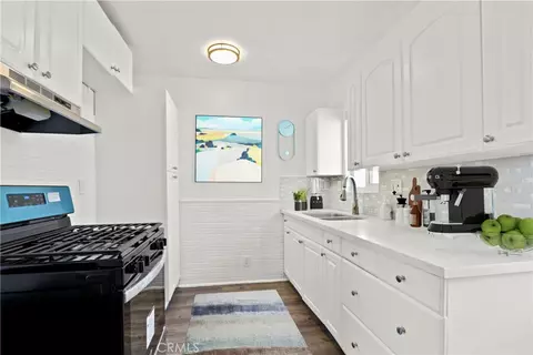 Kitchen - 473 E 55th St, Long Beach, CA 90805 photo 1 of 2