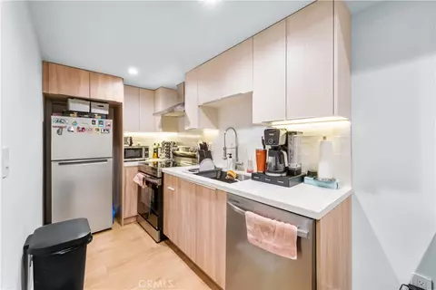 Kitchen - 473 E 55th St, Long Beach, CA 90805 photo 2 of 2