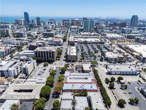 View/Area - 635 Elm Ave #4, Long Beach, CA 90802 photo 2 of 3
