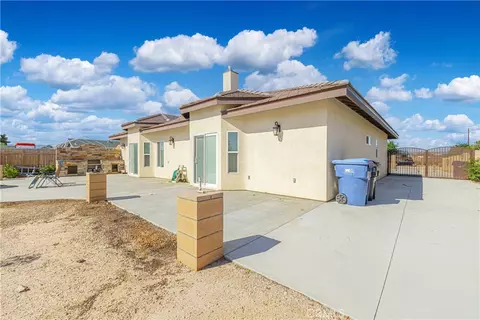 Exterior - 42620 25th W, Lancaster, CA 93536 photo 8 of 10