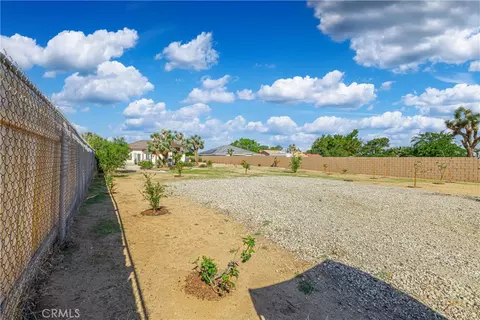 Exterior - 42620 25th W, Lancaster, CA 93536 photo 6 of 10