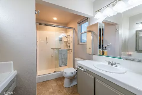 Bath - 7125 E Randall Ave, Orange, CA 92869 photo 2 of 4